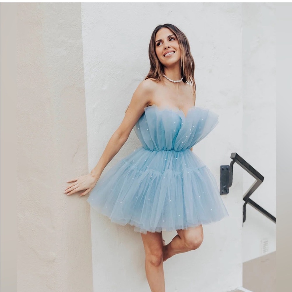 Untamed Petals Arlington Pearl Mini Dress In Sky